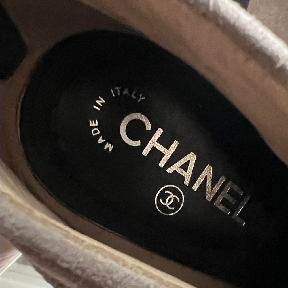 CHANEL Gray and Black Heeled Boots with Silver Floral Details - Picture 2 of 6